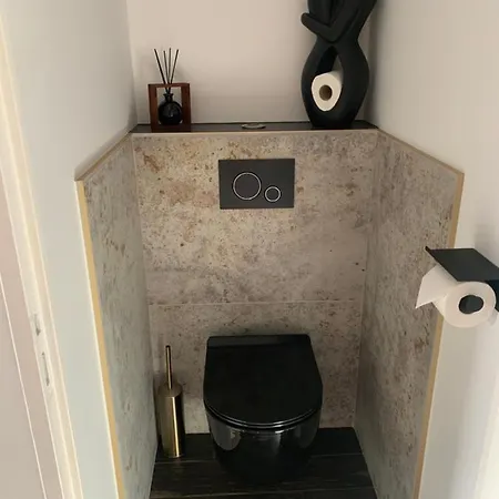 Le Lovy , Studio Independant Avec Jacuzzi Cubnezais Exterior foto